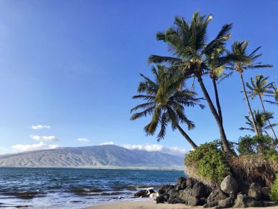 Khei 2 Bedroom Vacation Rental Option Beach, Pool Views!